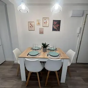 Piso Recien Reformado En El Centro De Santander, Zona Estaciones Apartamento